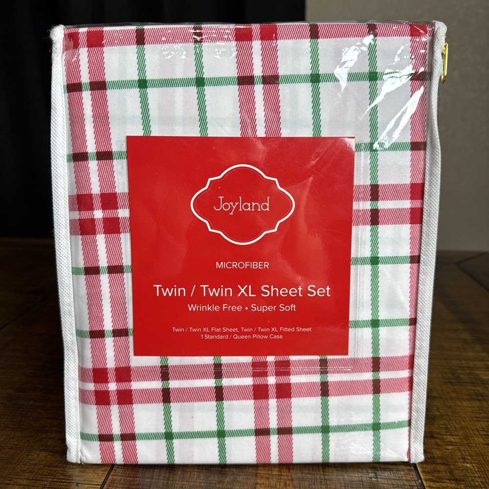 JOYLAND Twin/Twin XL  Sheet Set Christmas Plaid Red White Green Microfiber NEW